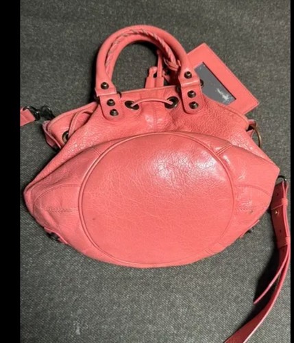 Balenciaga eimertasche - balenciaga,