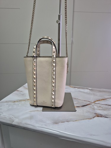 Valentino garavani rockstud - valentino,