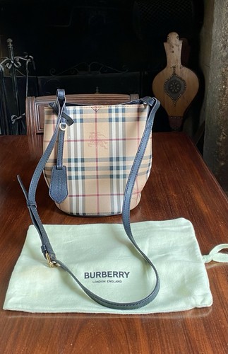 Burberry tasche buckel - burberry,